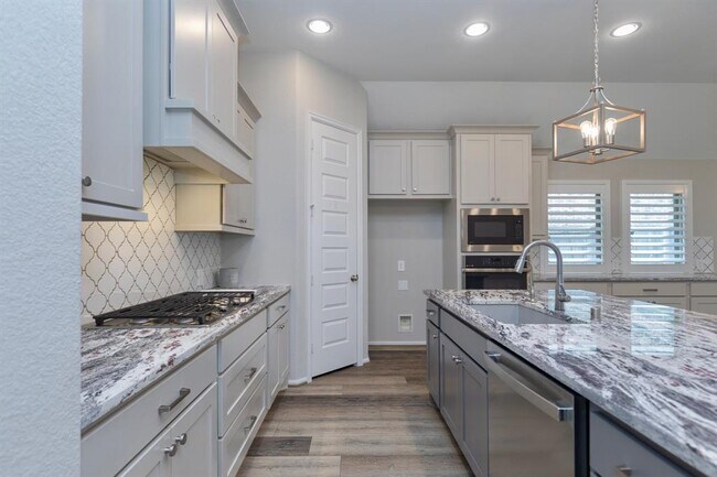 Building Photo - 30103 Aralia Dr