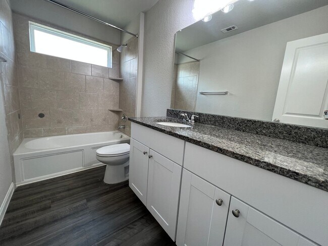 Building Photo - 31657 Nimbus Dr