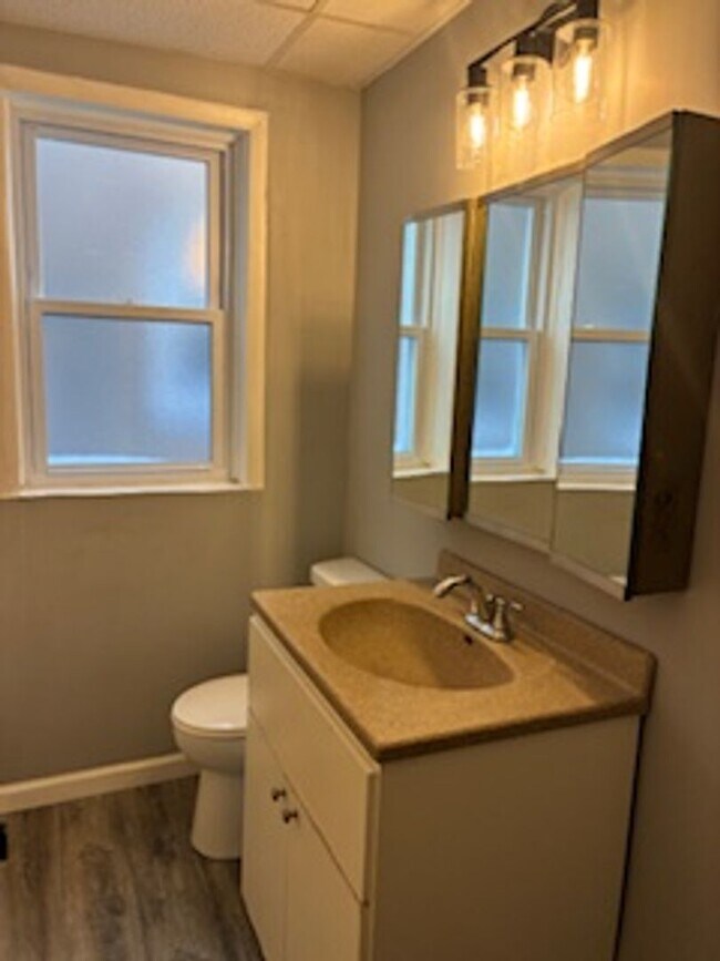 Building Photo - 10625 S Calumet Ave