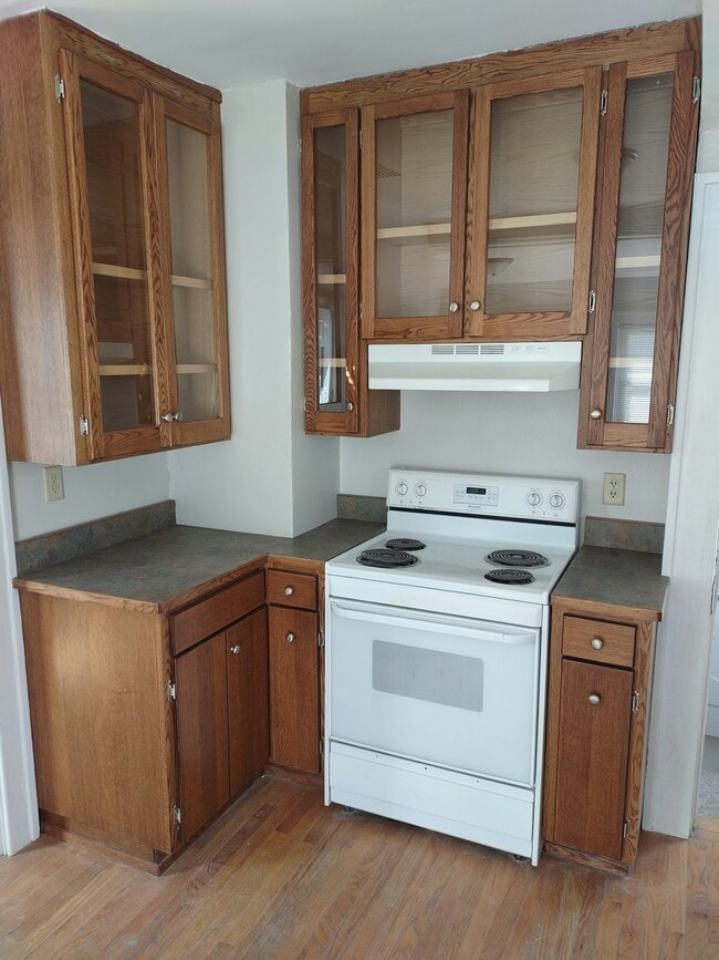 Building Photo - 911 Willow St