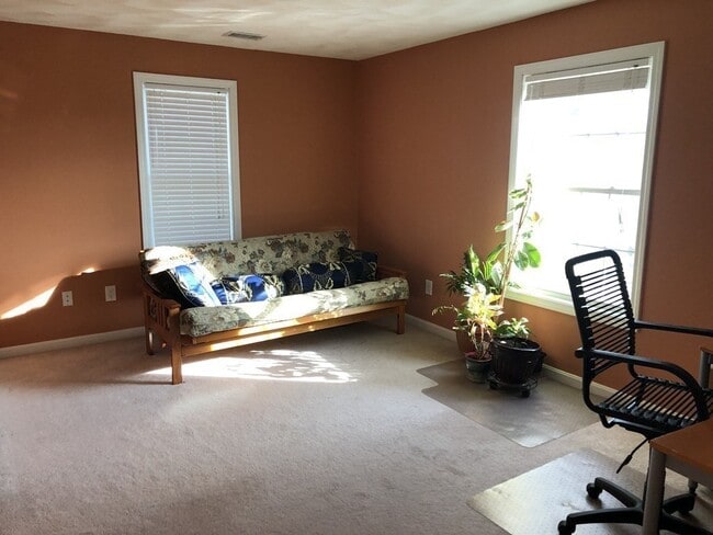 Building Photo - 111 Oxford St