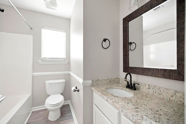 Building Photo - 104 Cello Ln