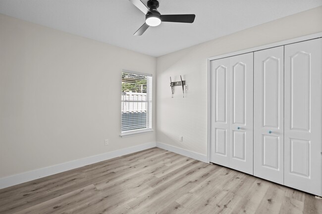 Building Photo - 309 S Ocean Trace Rd