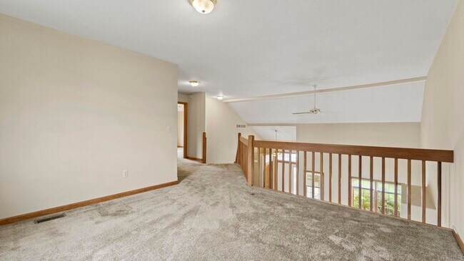 Building Photo - 811 Ivy Creek Cove