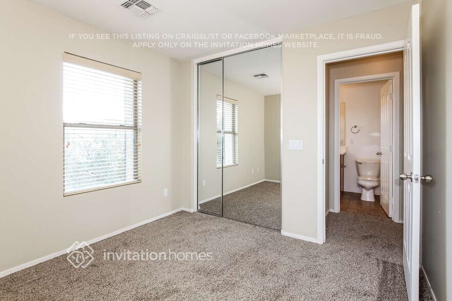 Building Photo - 11166 W McKinley St