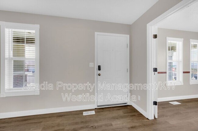 Building Photo - 25 E 2250 N