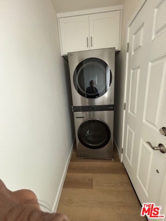 Building Photo - 800 E 83rd St