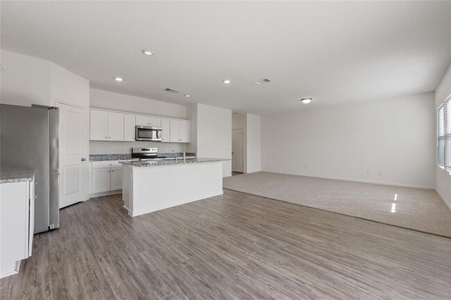 Building Photo - 19507 Cloudy Bay Dr