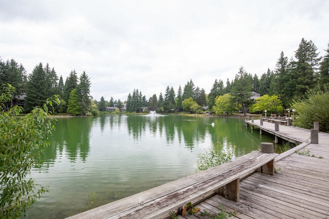 Building Photo - 13954 NE 60th Way