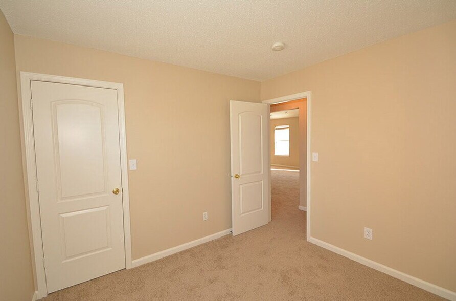 Building Photo - 9723 Centennial Ct