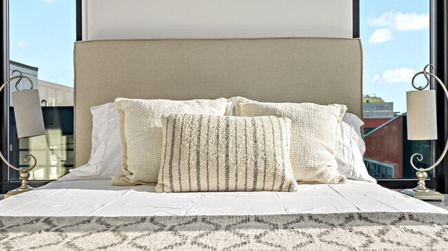 Building Photo - 1845 9th St NW