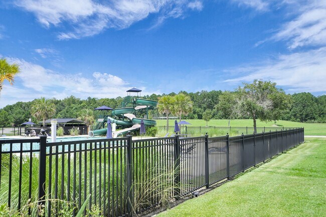 Building Photo - Like New Home For Lease in Rice Creek!