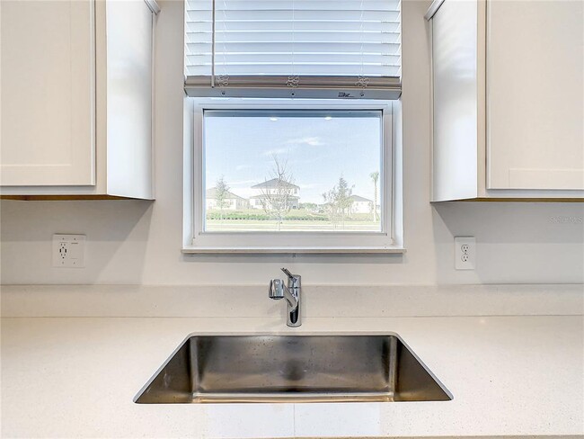 Building Photo - 409 Bogey Dr