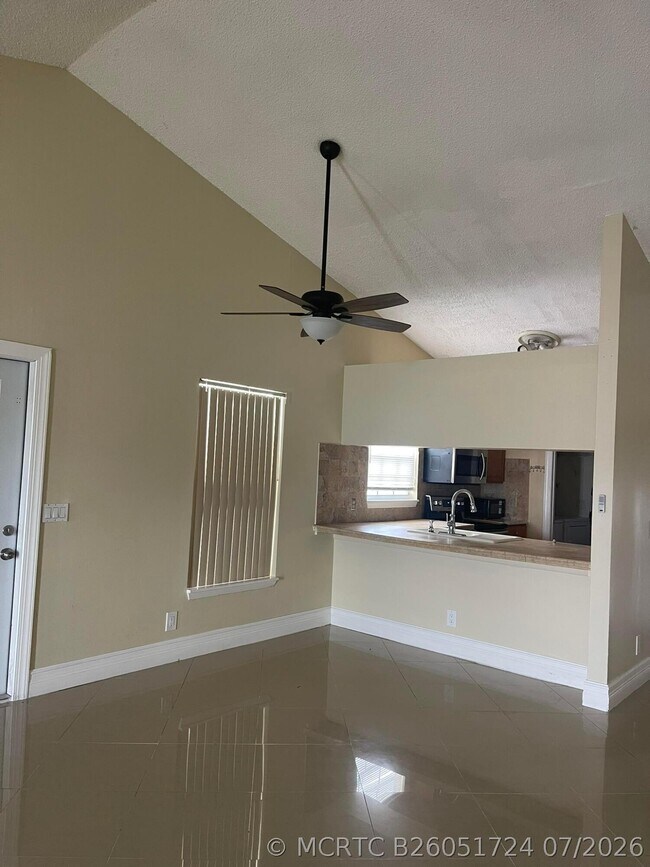 Building Photo - 1534 Royal Forest Ct