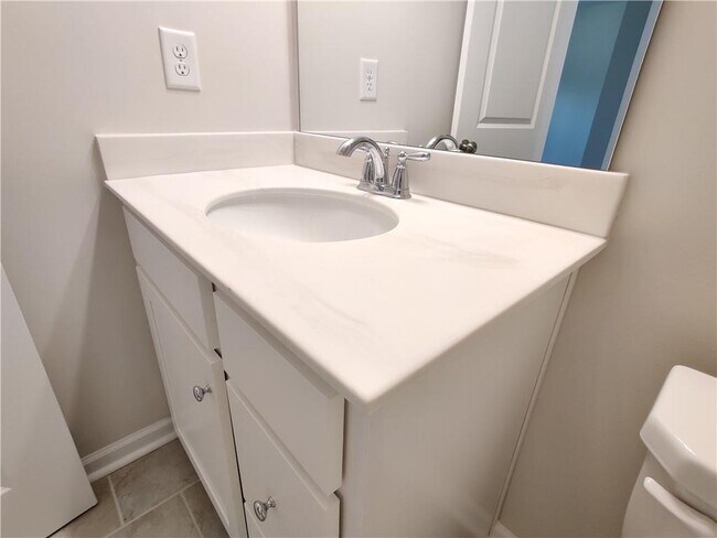 Building Photo - 331 Mahone Dr