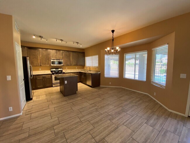 Building Photo - 20722 N 60th Dr