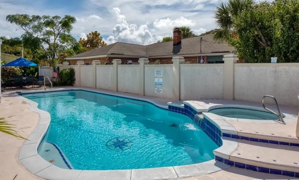 Building Photo - 301 Butler Ave