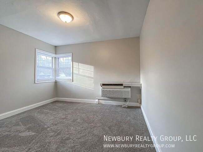 Building Photo - Welcome to WestWood Apartments: Your 2 Bed...