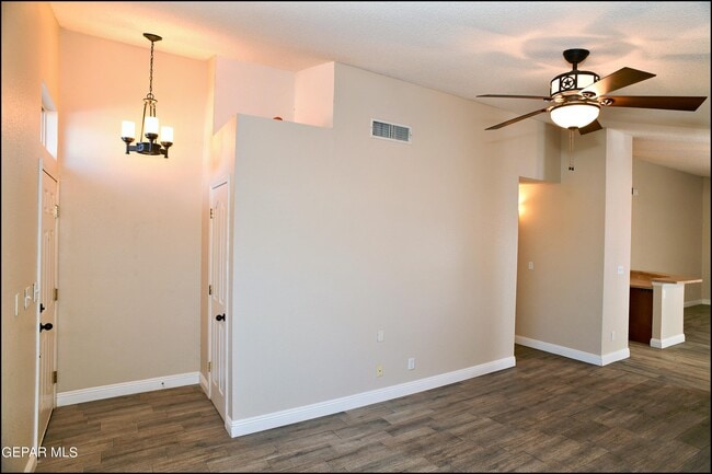 Building Photo - 3020 Tierra Mina Dr