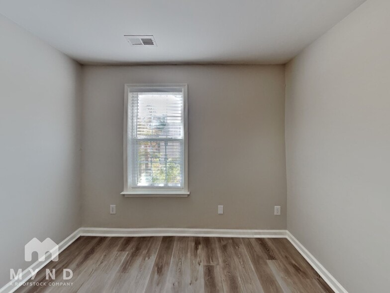 Building Photo - 5400 Alafia Ct