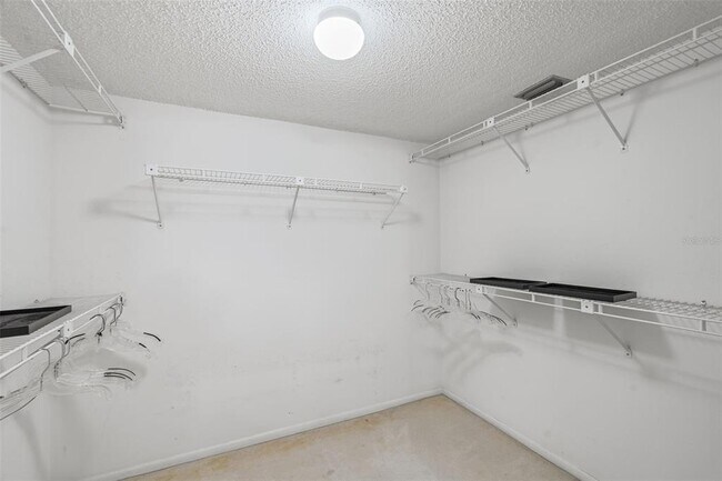 Building Photo - 4550 Pinebrook Cir