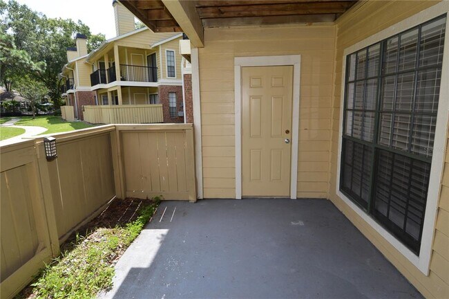 Building Photo - 8613 Mallard Reserve Dr