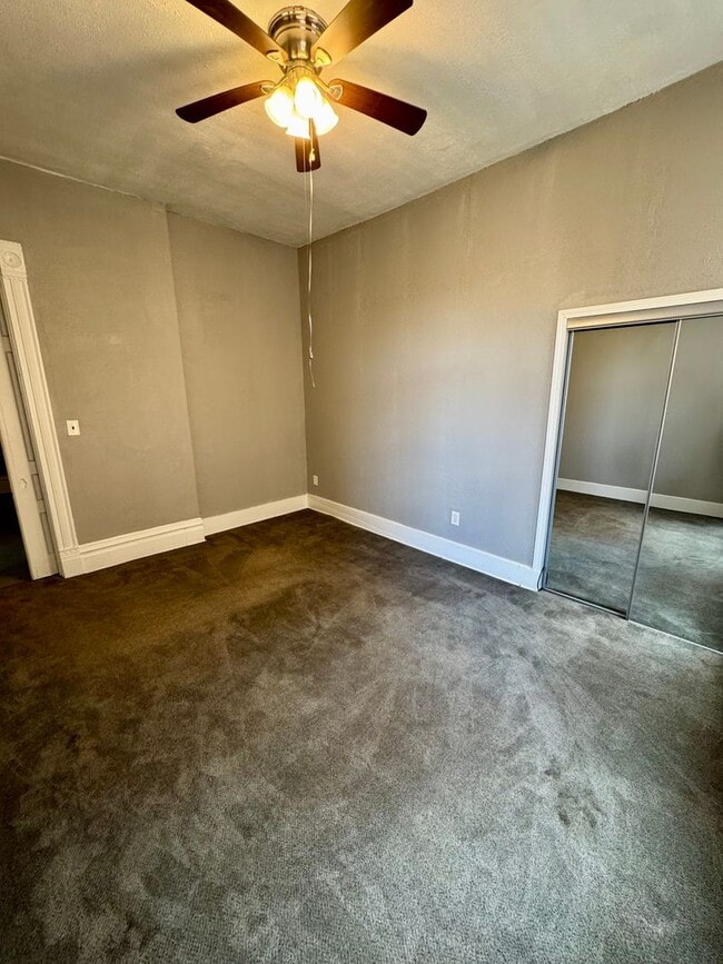 Building Photo - 3541 California Ave
