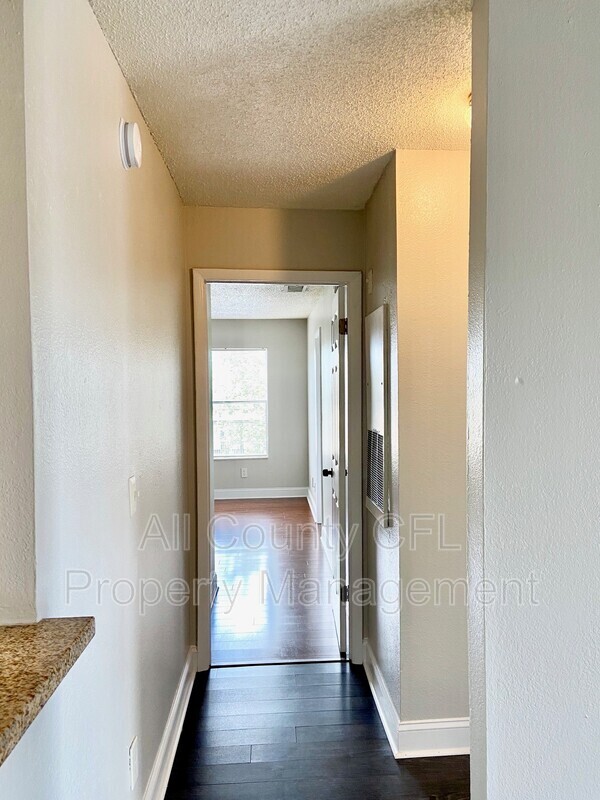 Building Photo - 2230 Cascades Blvd