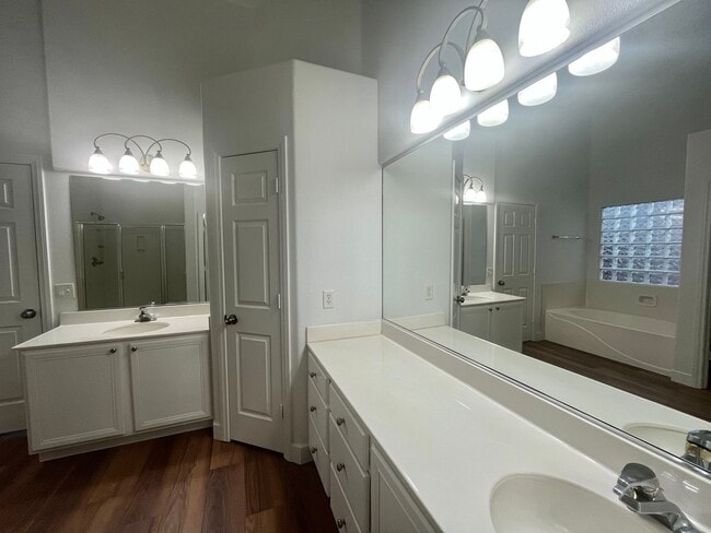 Building Photo - 2470 sq ft, remodeled single story, hard to find 5 bed, 2.5 bath, 2 car garage in guard gated Sta...