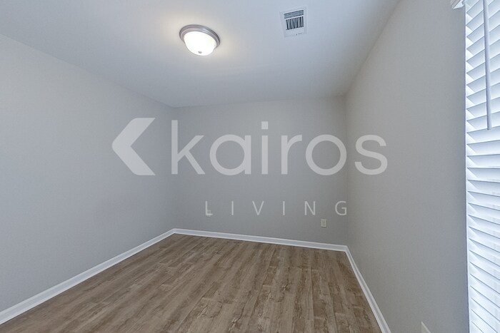 Building Photo - 59 Hideaway Ln