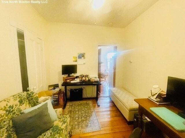 Building Photo - 206 Hanover St
