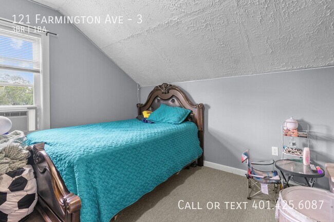 Building Photo - 121 Farmington Ave
