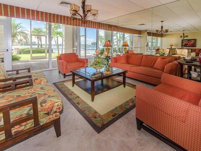 Building Photo - 675 S Gulfview Blvd