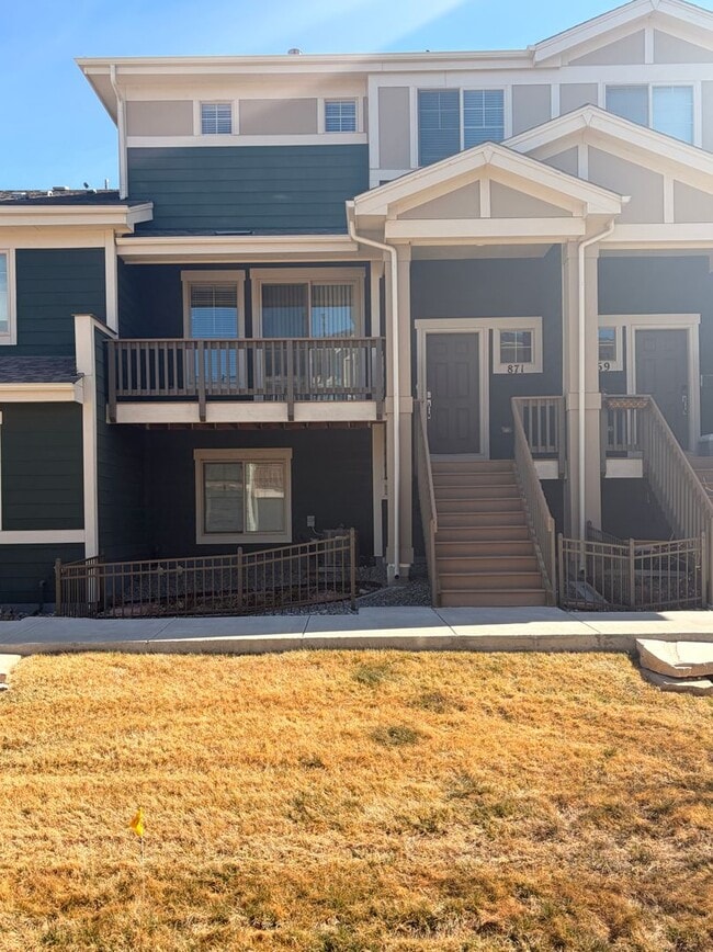 Building Photo - Move-In Ready 3-Story Townhome with Loft & 2-Car Garage