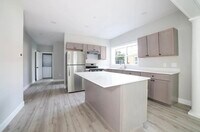 Building Photo - 566-572-572 Main St