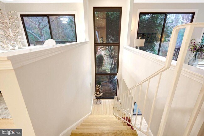 Building Photo - 10809 Nicholsridge Rd