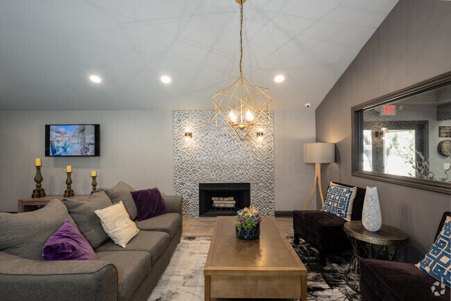 Clubhouse - Walnut Ridge Apartments
