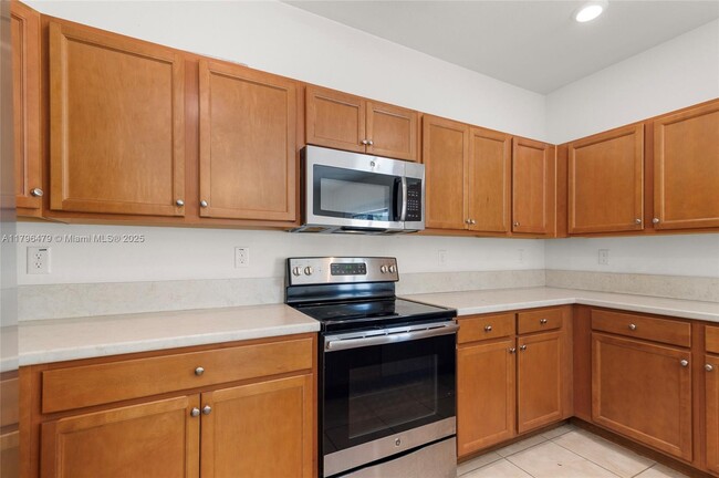 Building Photo - 9314 W 33rd Ln