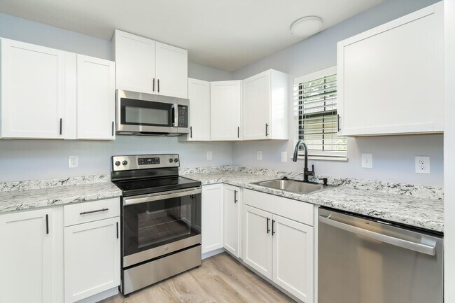 Building Photo - 1826 Tillery St NE