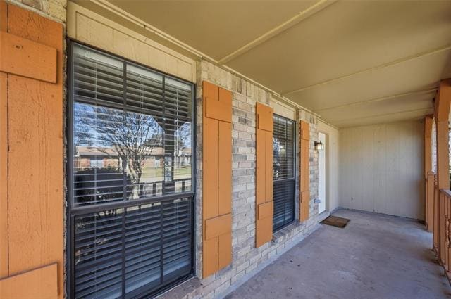 Building Photo - 512 White Oak St