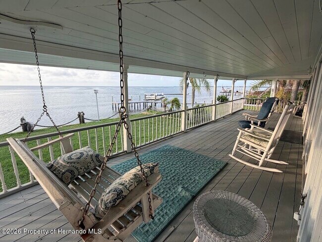 Building Photo - 2007 Gulfview Dr