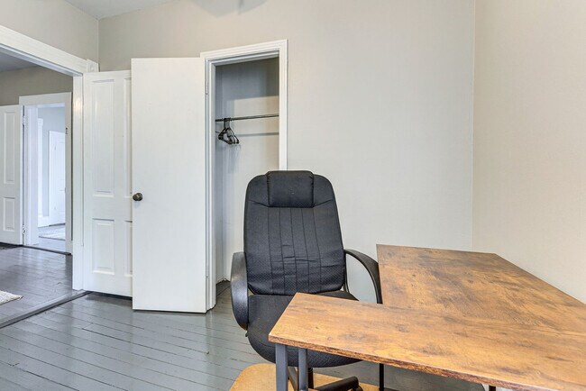 Building Photo - 11 Rickarby Pl