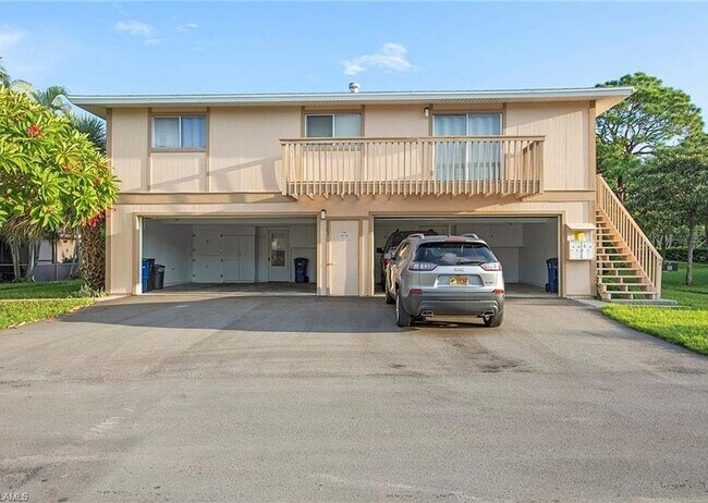 Primary Photo - 2 Bedroom Condo with One Car Garage