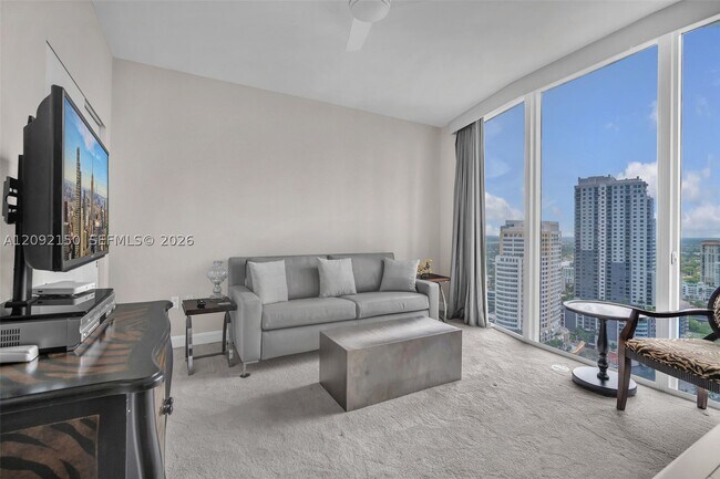 Building Photo - 333 Las Olas Way