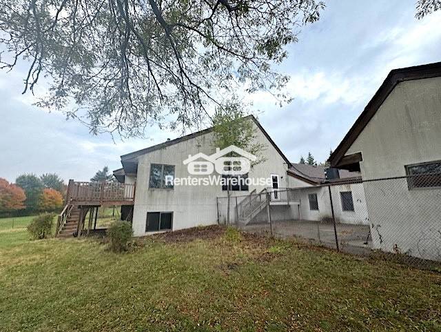 Building Photo - 2800 Hunter Dr