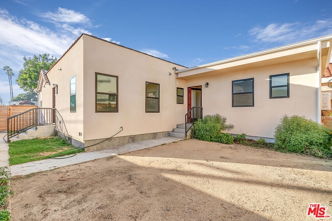 Building Photo - 3062 Field Ave