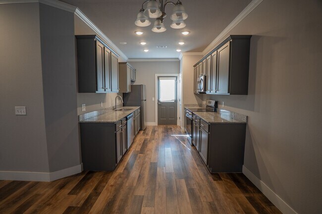 Building Photo - 3-bedroom, 2-bathroom home located in the beautiful Pea Ridge, AR