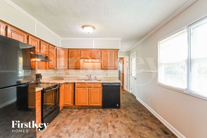 Building Photo - 1240 N Ridgeview Dr