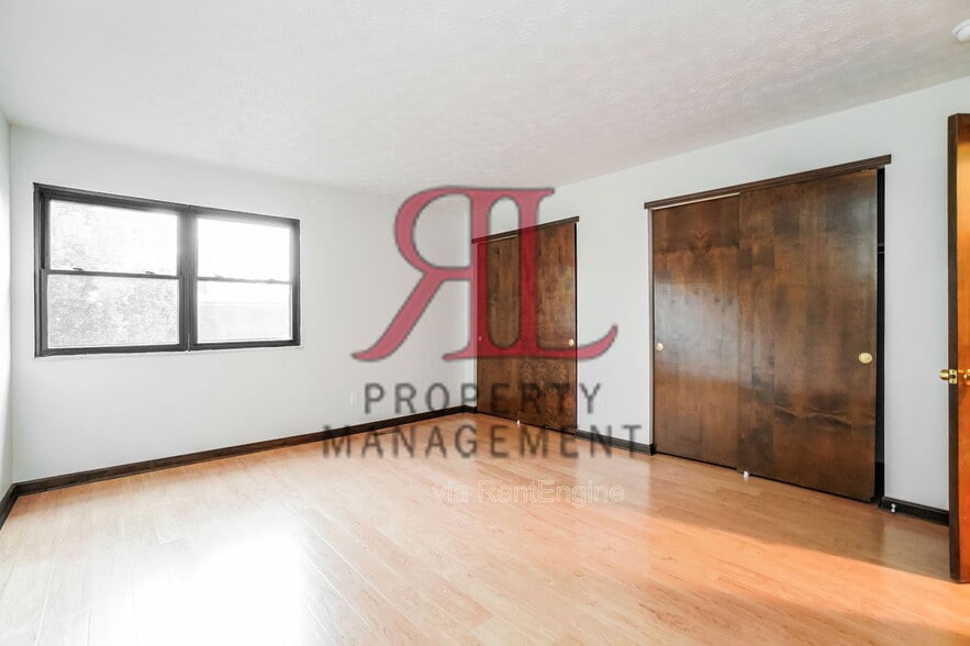 Building Photo - 5384 Ponderosa Dr