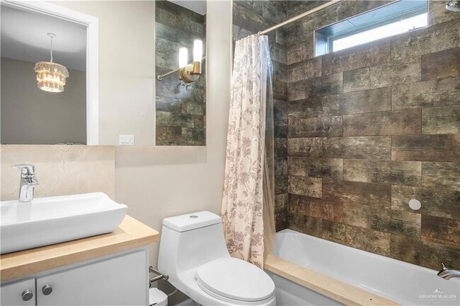 Building Photo - 1824 Harvard Ave